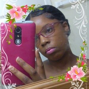 Meet your Posher, Tameka